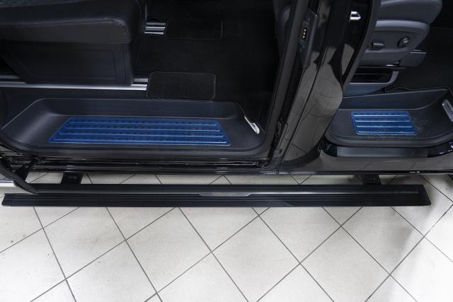 Установка выдвижных электропорогов ATS на Volkswagen Multivan T6
